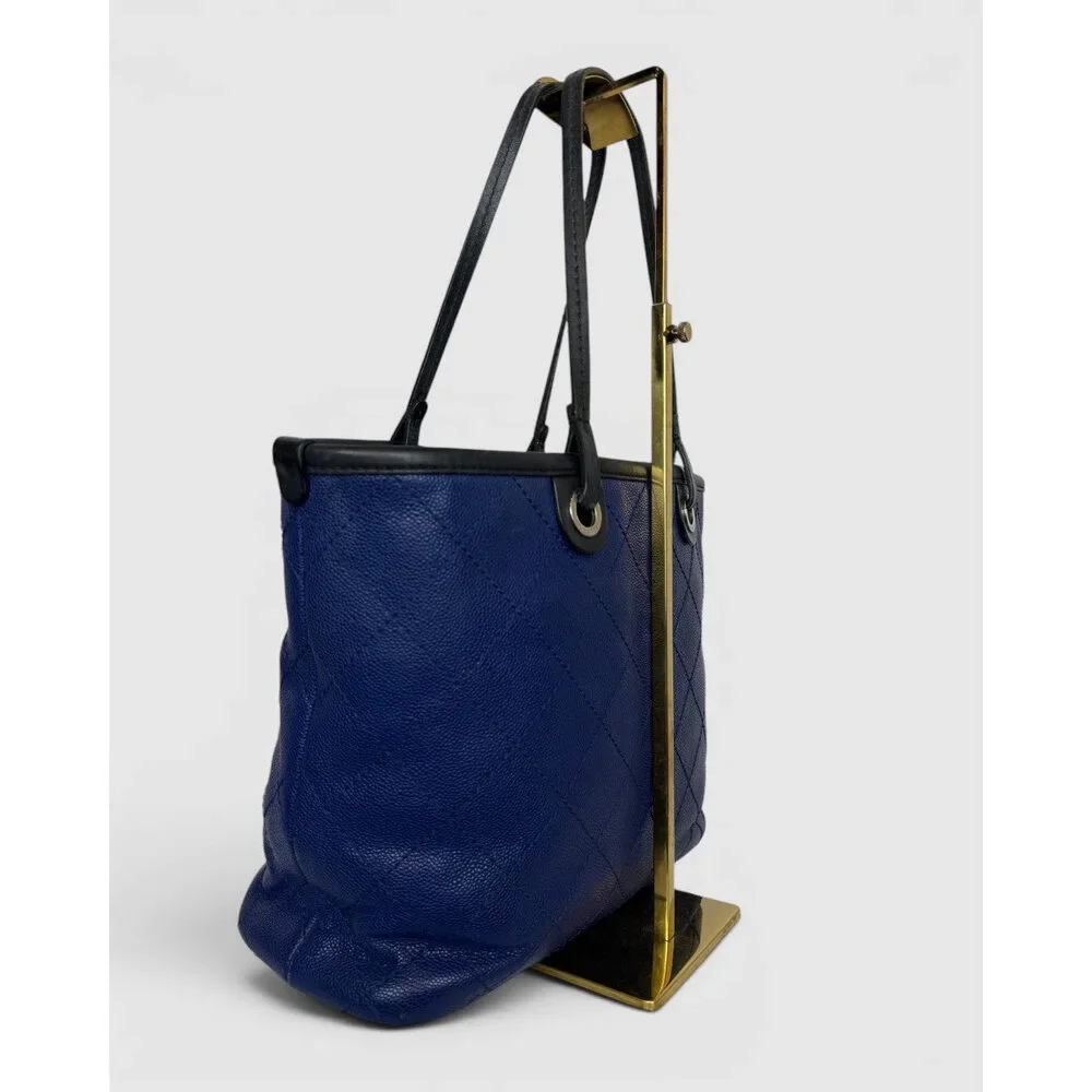 Chanel Leather Navy Blue Quilted 